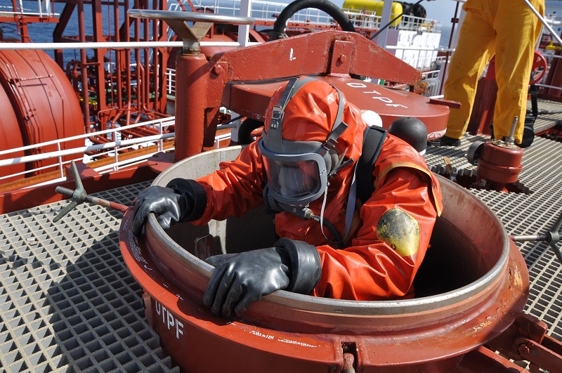 Maritime Chemists Help Prevent Accidents in the Enclosed Spaces aboard Vessels