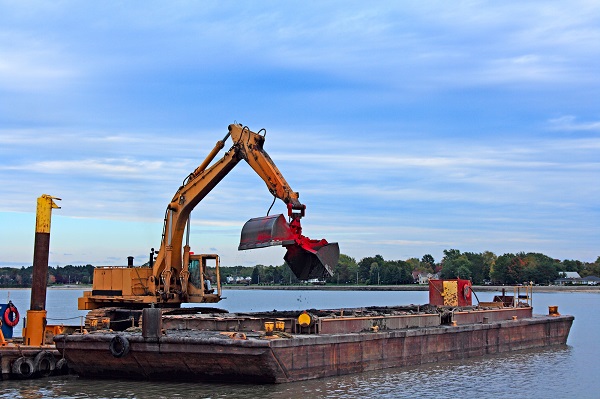 Dredging Vessel Accident Injuries: Protecting Workers During These Vital Maritime Operations